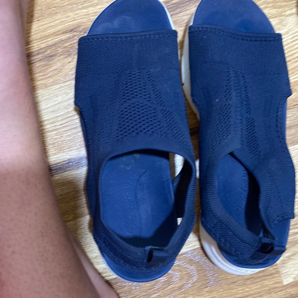 Sketchers arch fit sandals